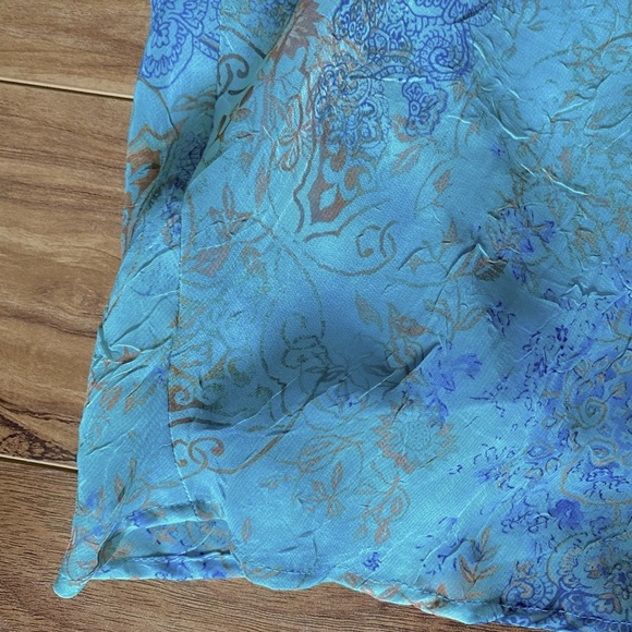 Beautiful Bohemian Design Dress - Picture 5 of 16